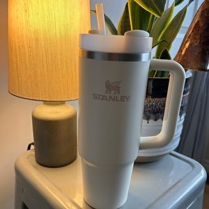 30 oz Stanley Tumbler.  Like new!